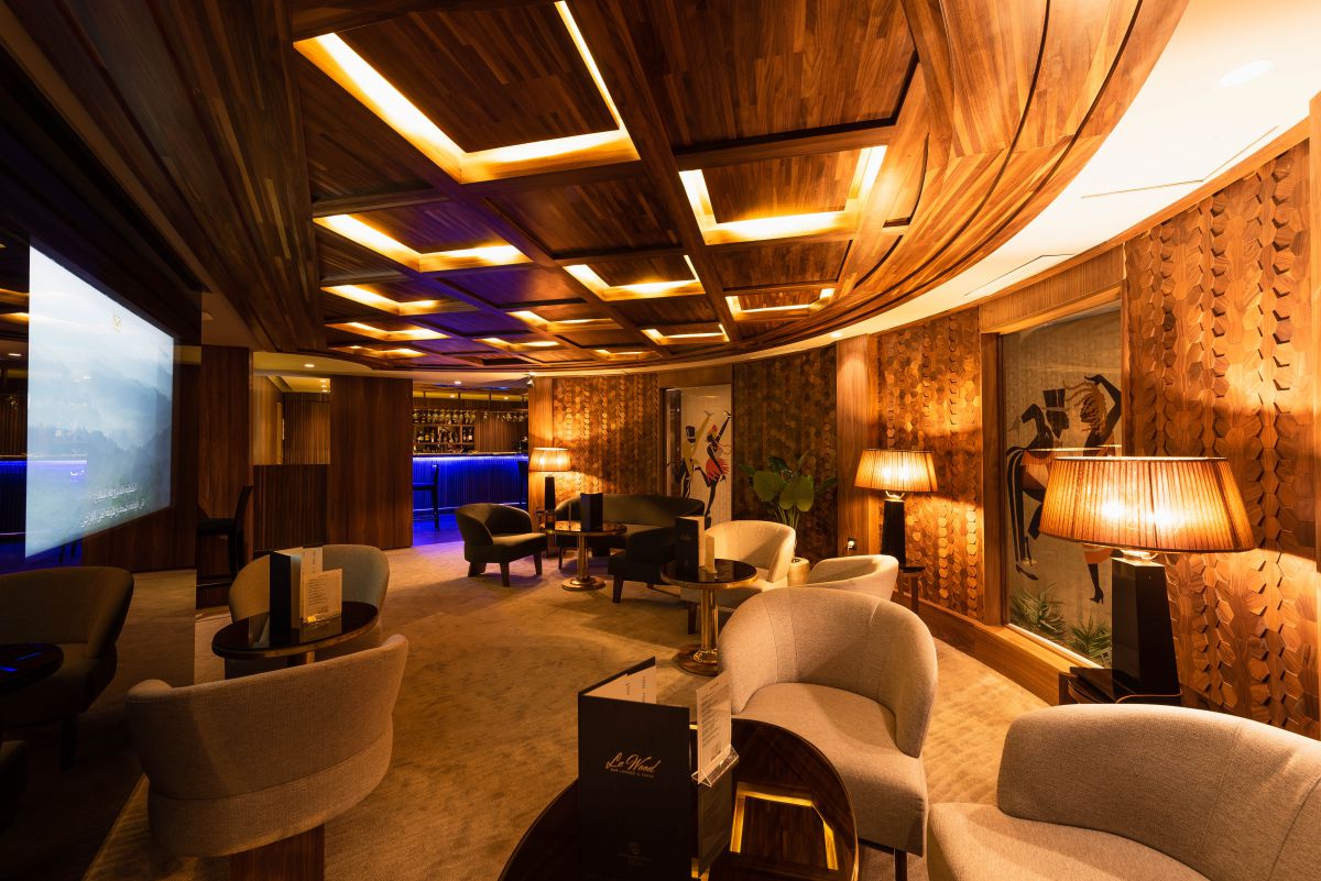 Le Wood Bar & Lounge